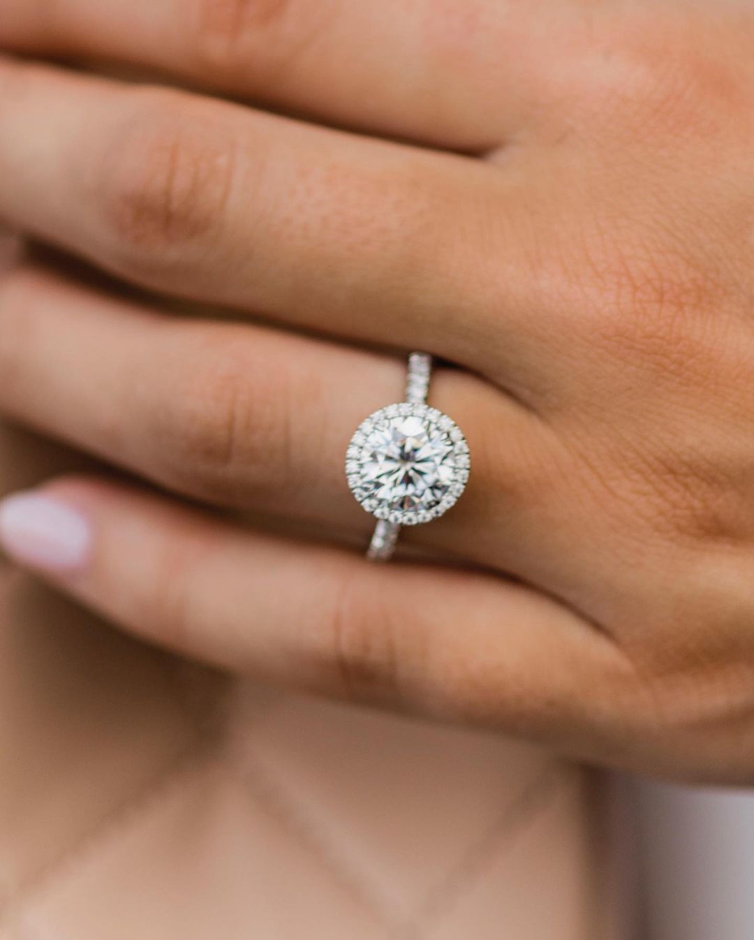 Обручальное кольцо с муассанит – обзор и цена Moissanite Ring